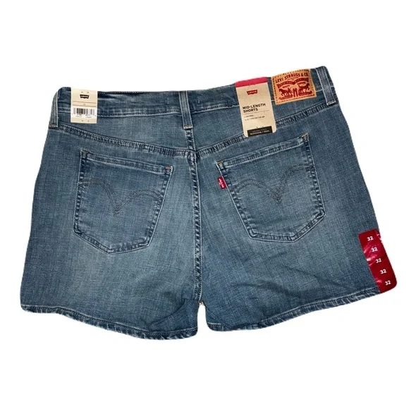 2/$35 Levi NWT Mid Rise Mid Length Jean Shorts women Size 32 Blue Casual Summer - Picture 2 of 5